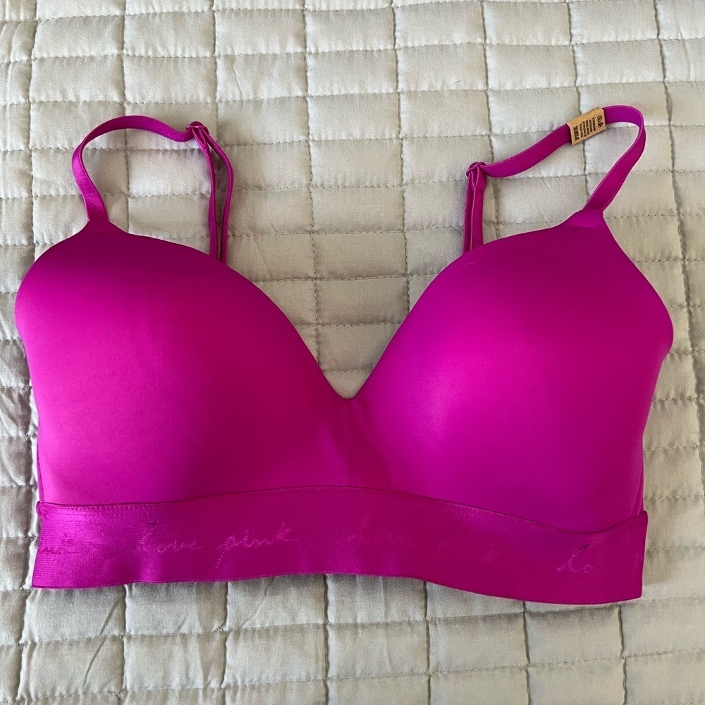 PINK Victoria's Secret Vibrant Pink Bra NWT